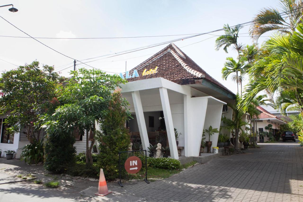 Reddoorz Plus Near Mall Roxy Banyuwangi Banyuwangi  Exterior foto